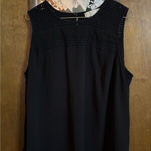 ⬇️$20 Michael Kors High Low Sleeveless Blouse